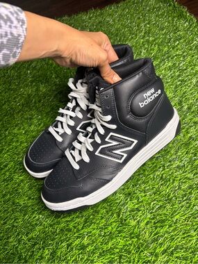 New Balance Black & White Sneakers with Bold Logo